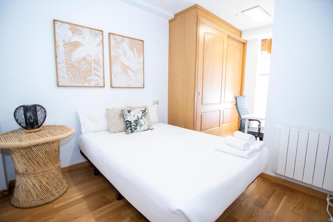 Bright Entire Apartment- Gp 1A Santiago de Compostela Exterior foto
